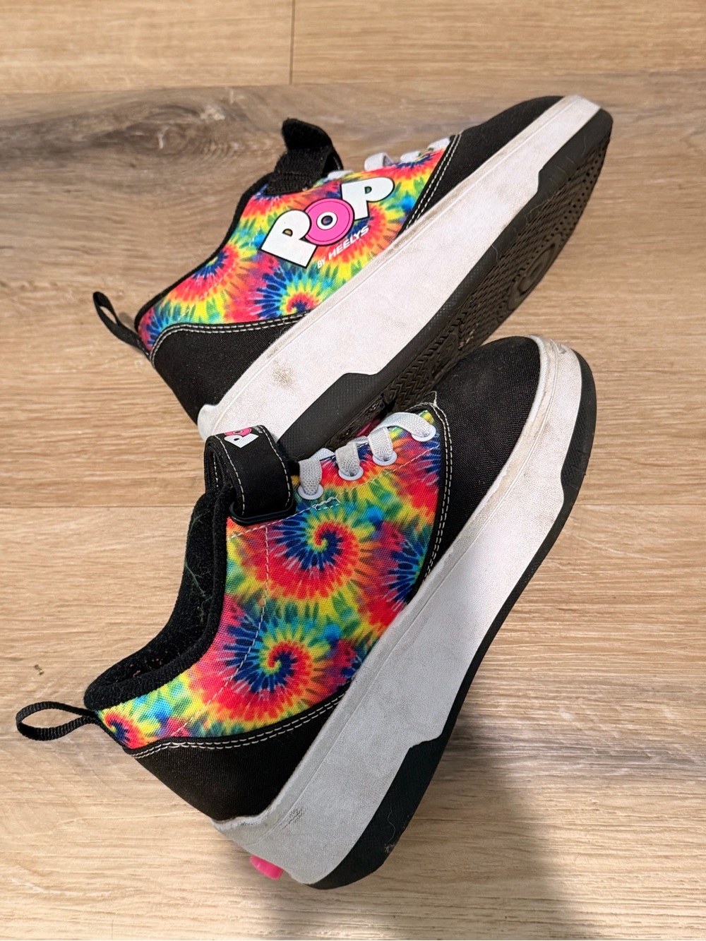 pop Kids Tie-Dye Skate Heely Sneakers - Black & Multicolor